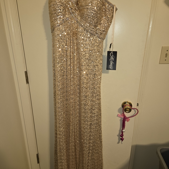 La Femme Gold Sequin Strapless Dress - Picture 8 of 8